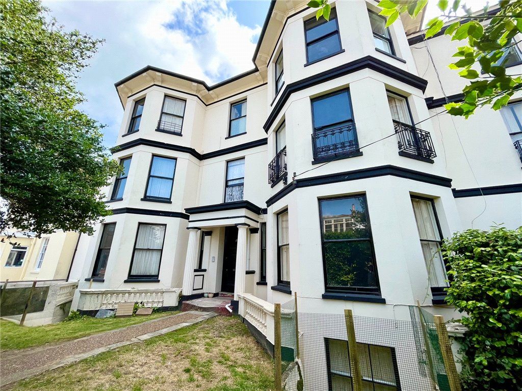 1 bed flat for sale in Dover Street, Ryde, Isle Of Wight PO33 Zoopla