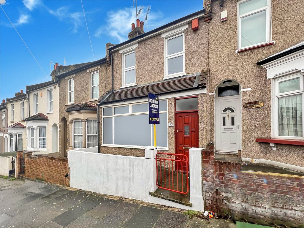 3 bed terraced house for sale in Bramblebury Road, Plumstead Common