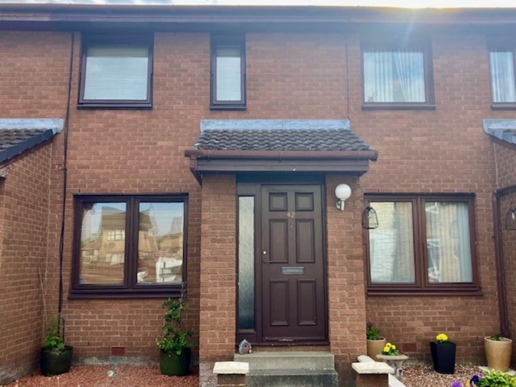 2 bed terraced house to rent in Paris Street, Grangemouth FK3, £750 pcm