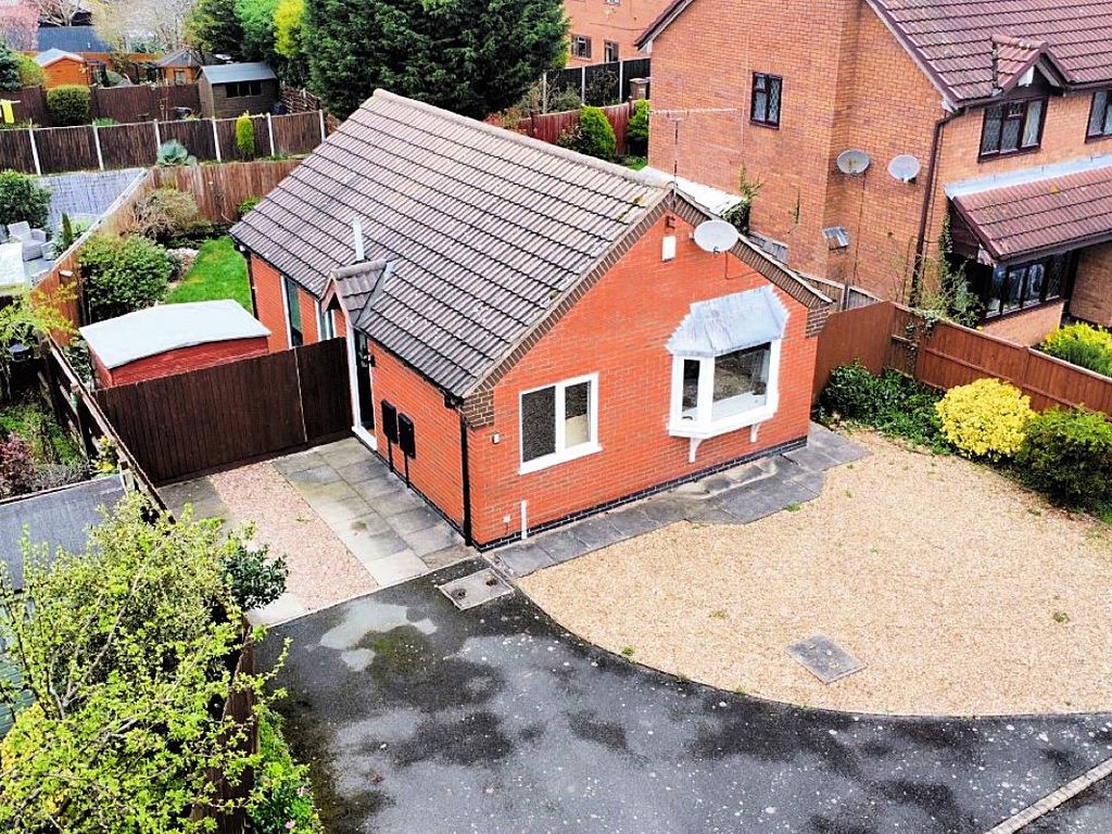 2 bed detached bungalow for sale in Willow Walk, Syston, Leicester LE7