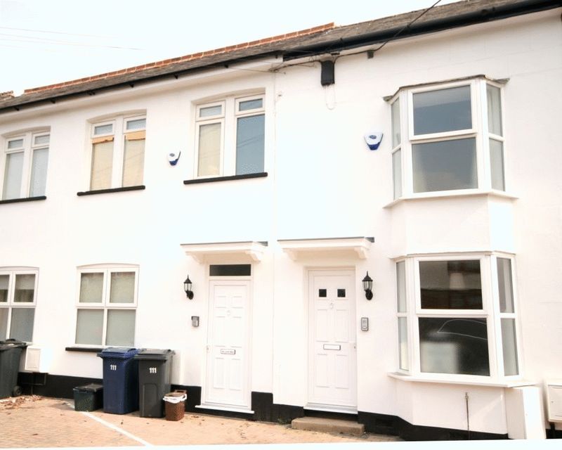 3 bed terraced house for sale in Bellingdon Road, Chesham HP5, £475,000