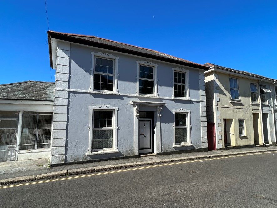 3 bed town house for sale in 7 Green Lane, Redruth, Cornwall TR15, £
