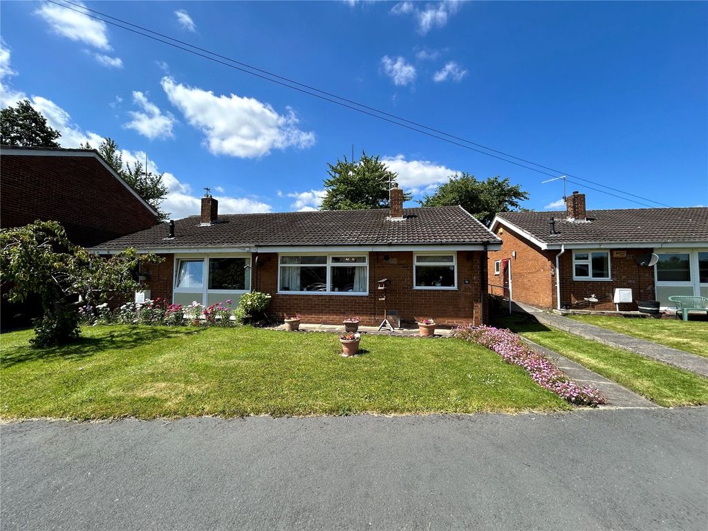 2 bed bungalow for sale in Poplar Drive, Normanton, West Yorkshire WF6