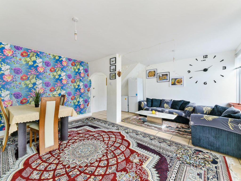 2 bed property for sale in Boston Manor Road, Brentford TW8 Zoopla
