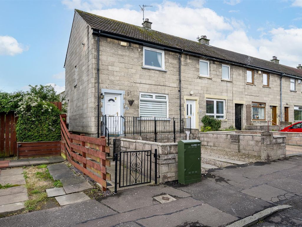 2 bed end terrace house for sale in Balmoral Avenue, Broughty Ferry