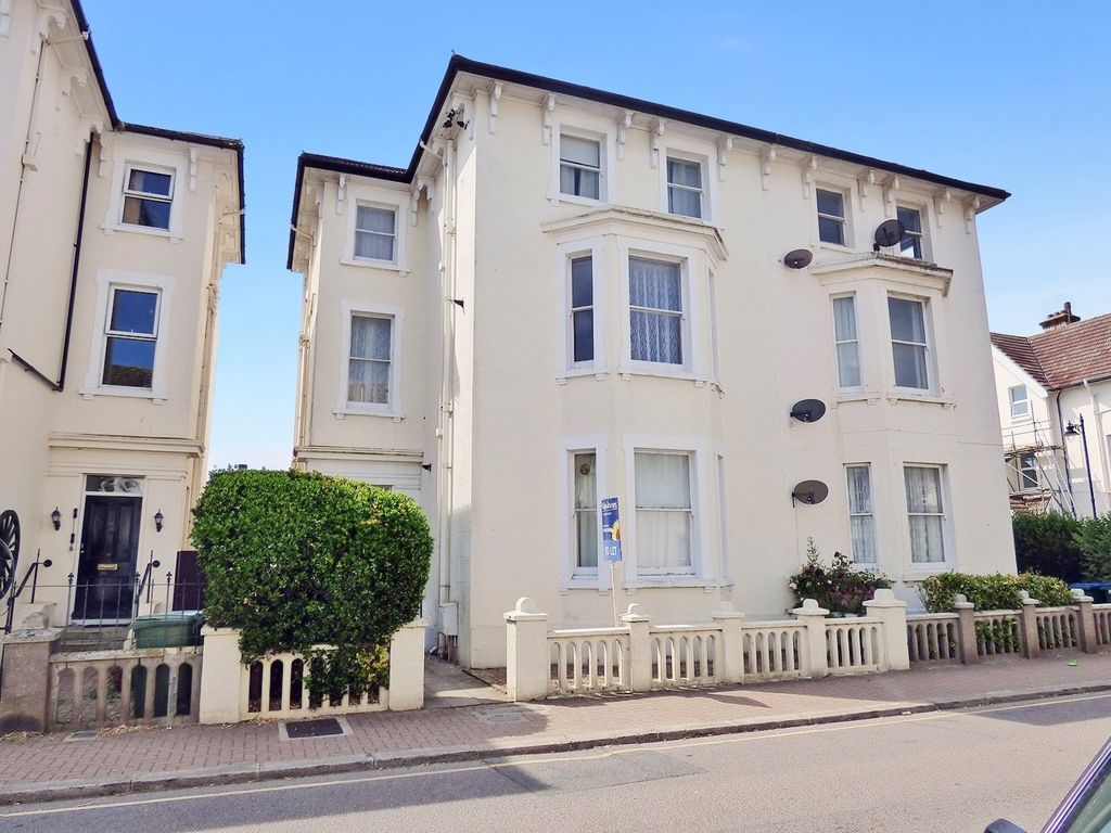 Studio for sale in Norfolk Road, Littlehampton BN17 Zoopla