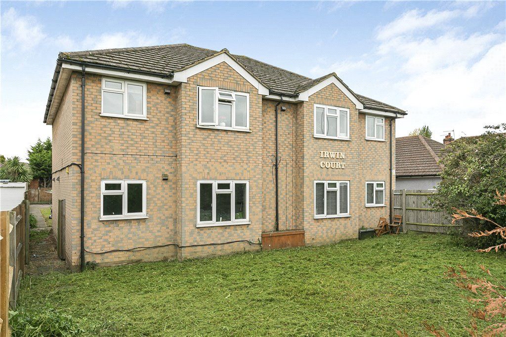 London Road Ashford TW15  