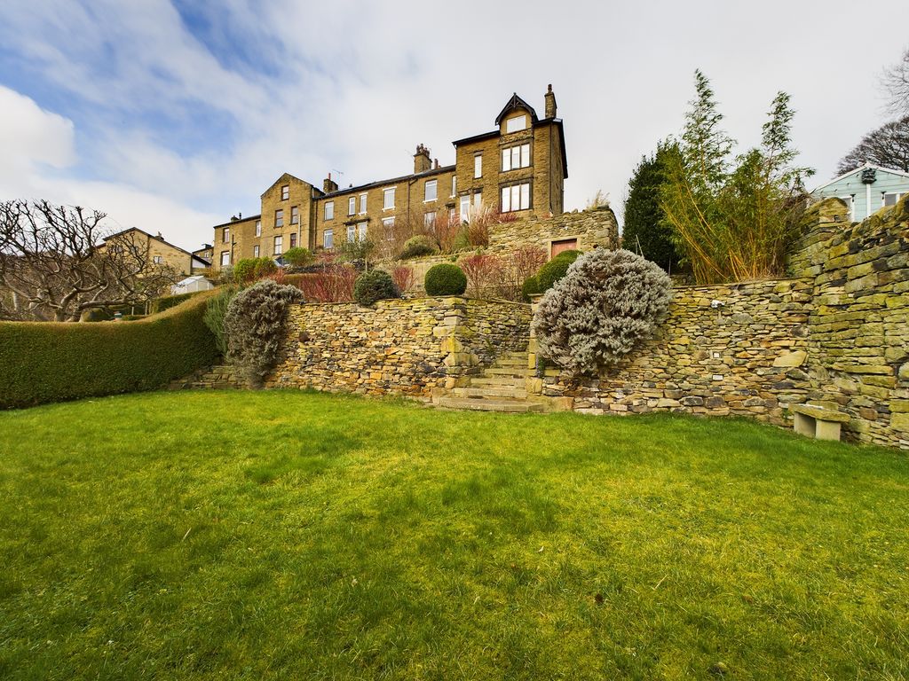 5 bed end terrace house for sale in Wrose View, Baildon, Shipley BD17