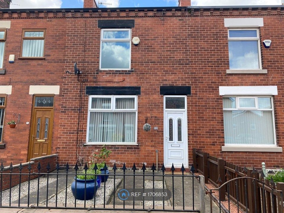 3 bed terraced house to rent in Leinster Street, Farnworth, Bolton BL4