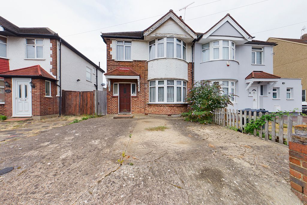 3 bed semidetached house for sale in Angus Drive, Ruislip HA4 Zoopla