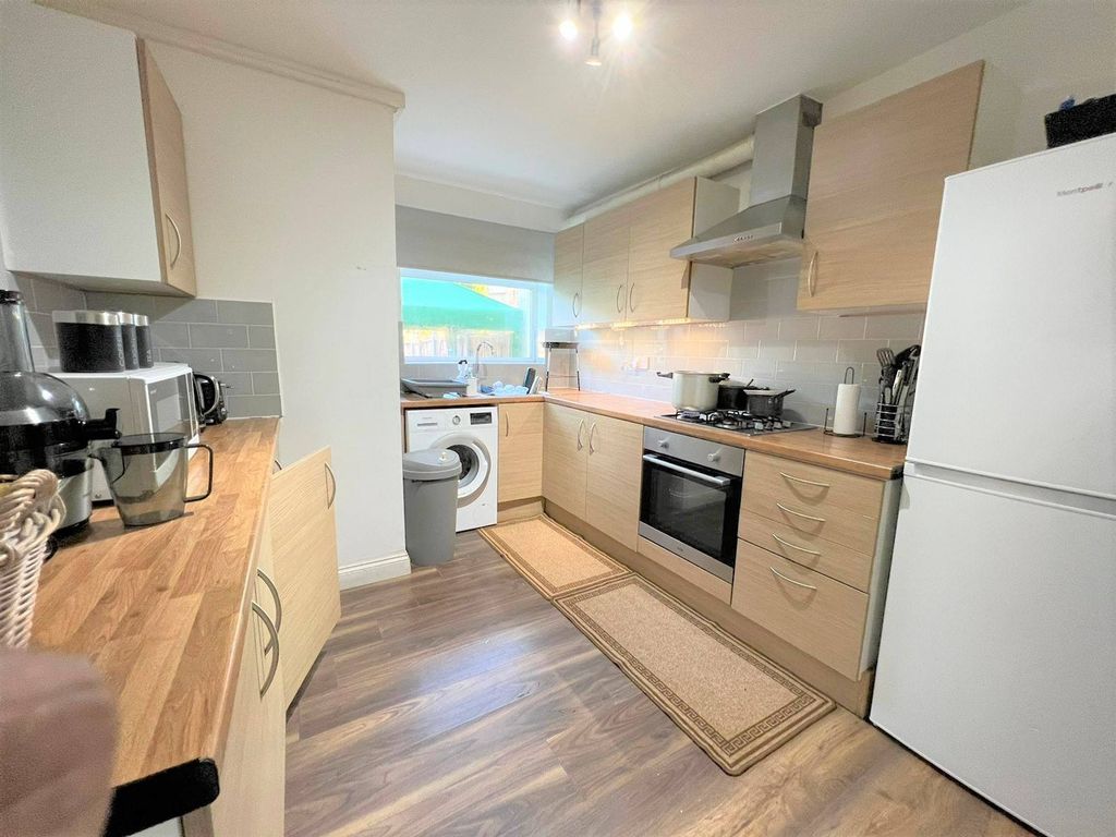 Property to rent in Mortlake Road, Ilford IG1 Zoopla