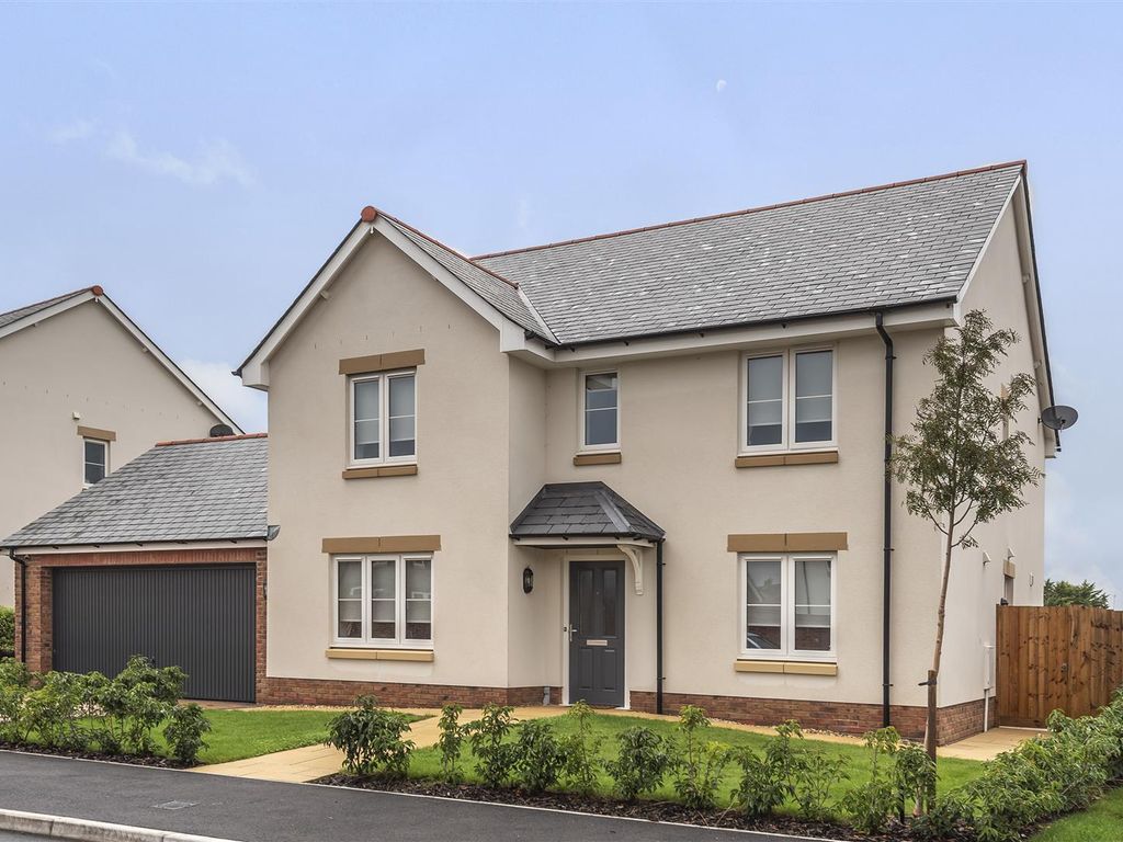 4 bed detached house for sale in Broomfield, Willey Road, Stoke St