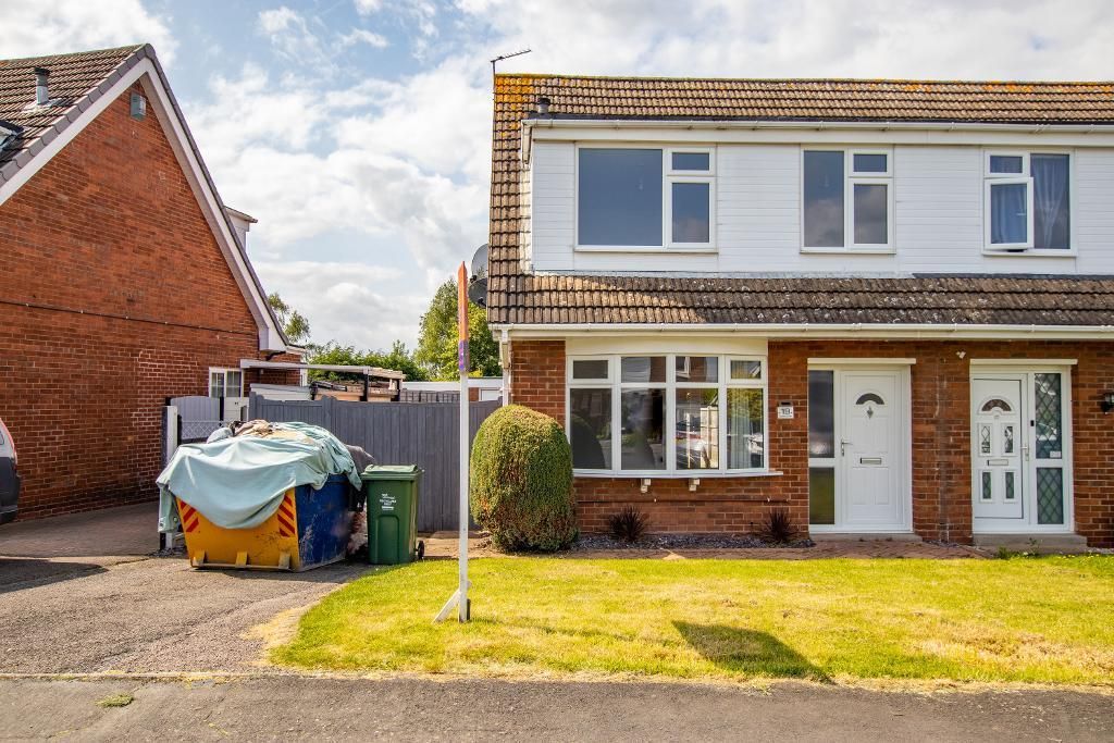 3 bed semidetached house to rent in Conway Drive, Shepshed