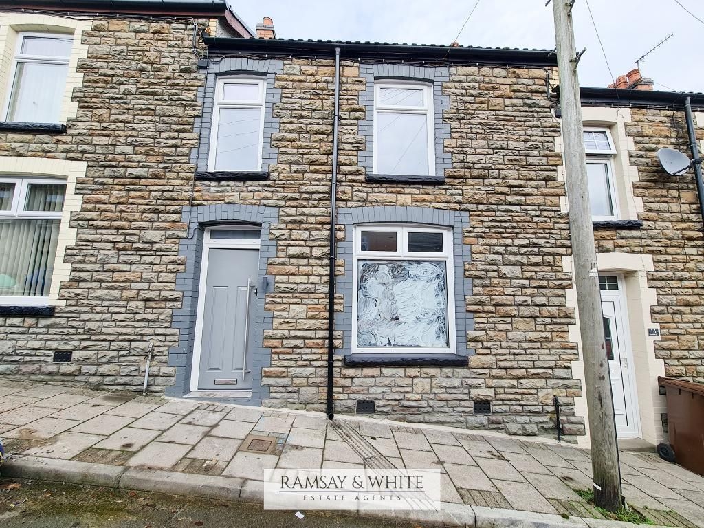 4 bed terraced house to rent in Duffryn Street, Pontlottyn, Bargoed