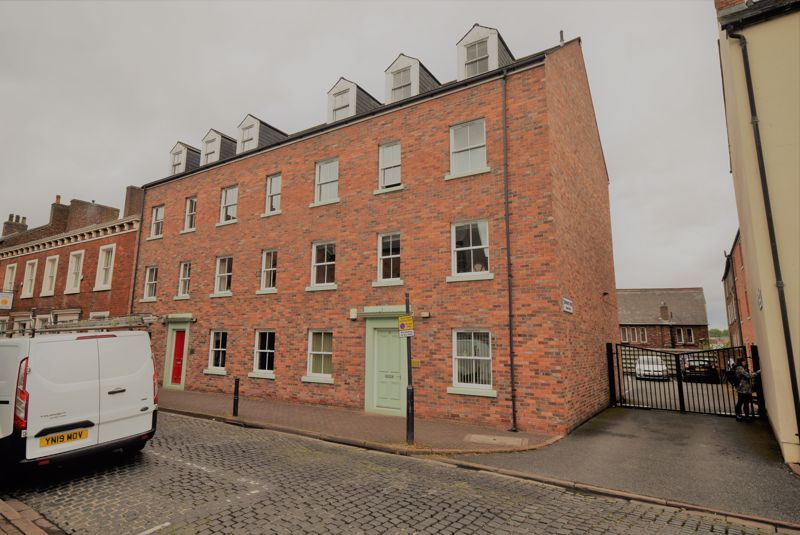 2 bed flat to rent in Spinners Yard, Fisher Street, Carlisle CA3 Zoopla