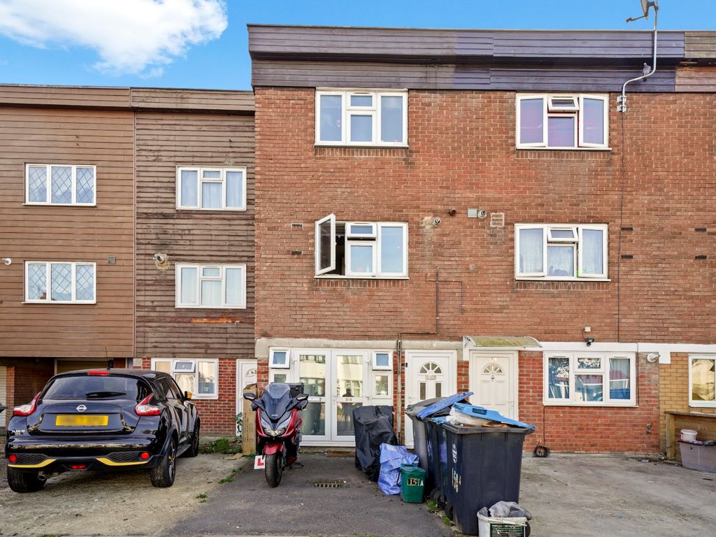 5 bed town house for sale in Burnley Road, Dollis Hill, London NW10, £