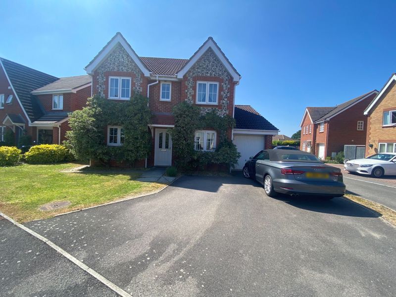 4 bed detached house for sale in Metcalfe Avenue, Stubbington, Fareham