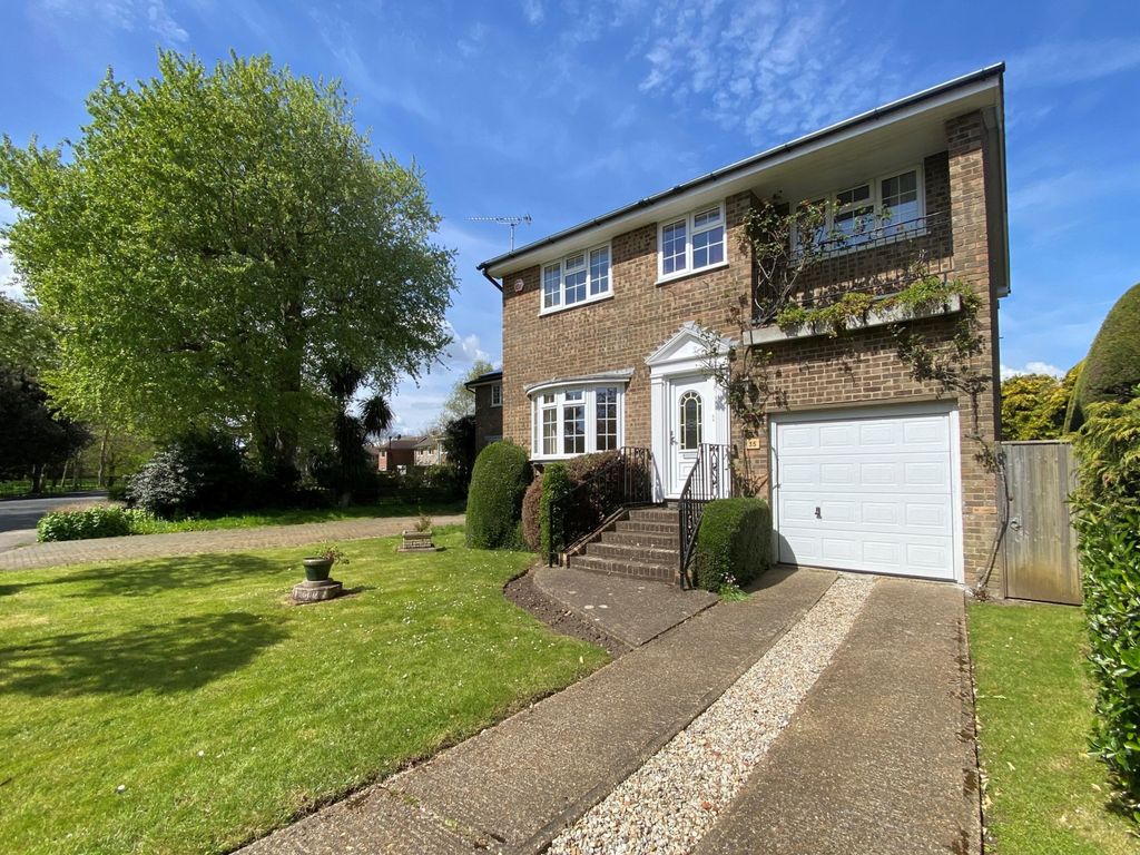 4 bed detached house for sale in Granville Road, Walmer CT14, £599,950