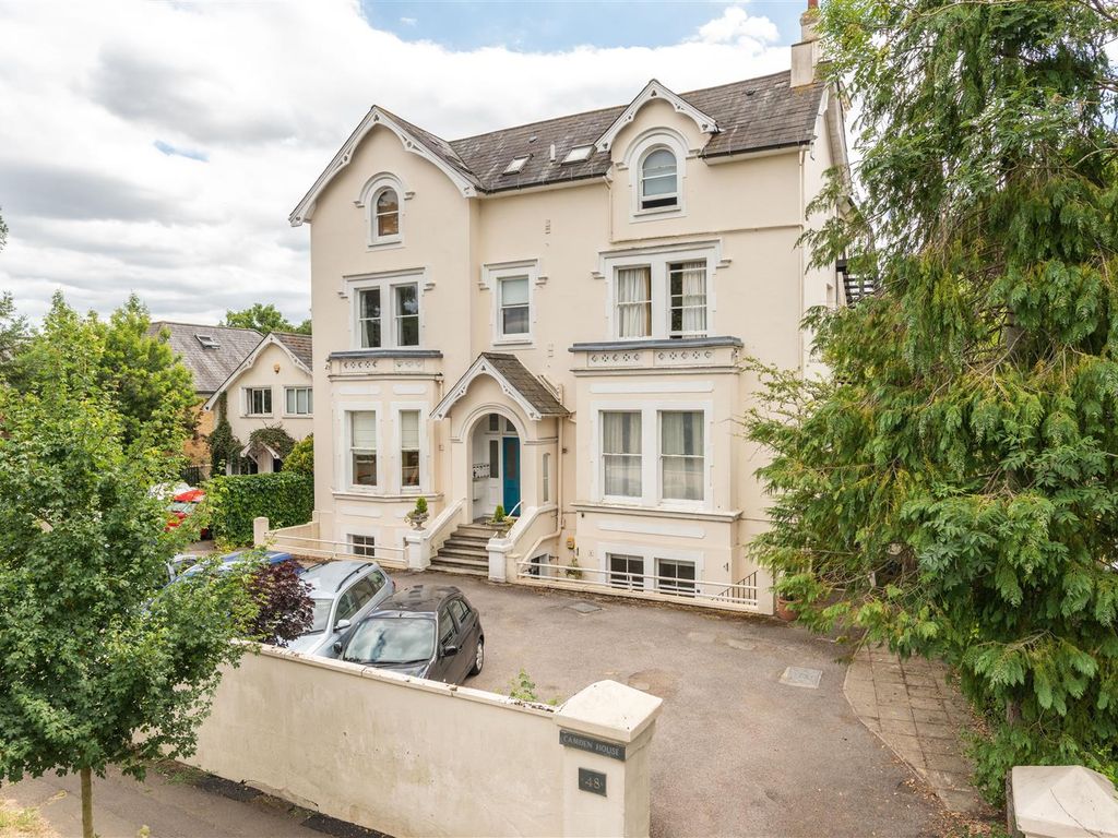 4 bed flat for sale in Wolsey Road, East Molesey KT8 Zoopla