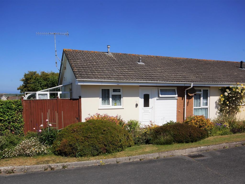 2 bed semidetached bungalow for sale in Little Moor Close, West