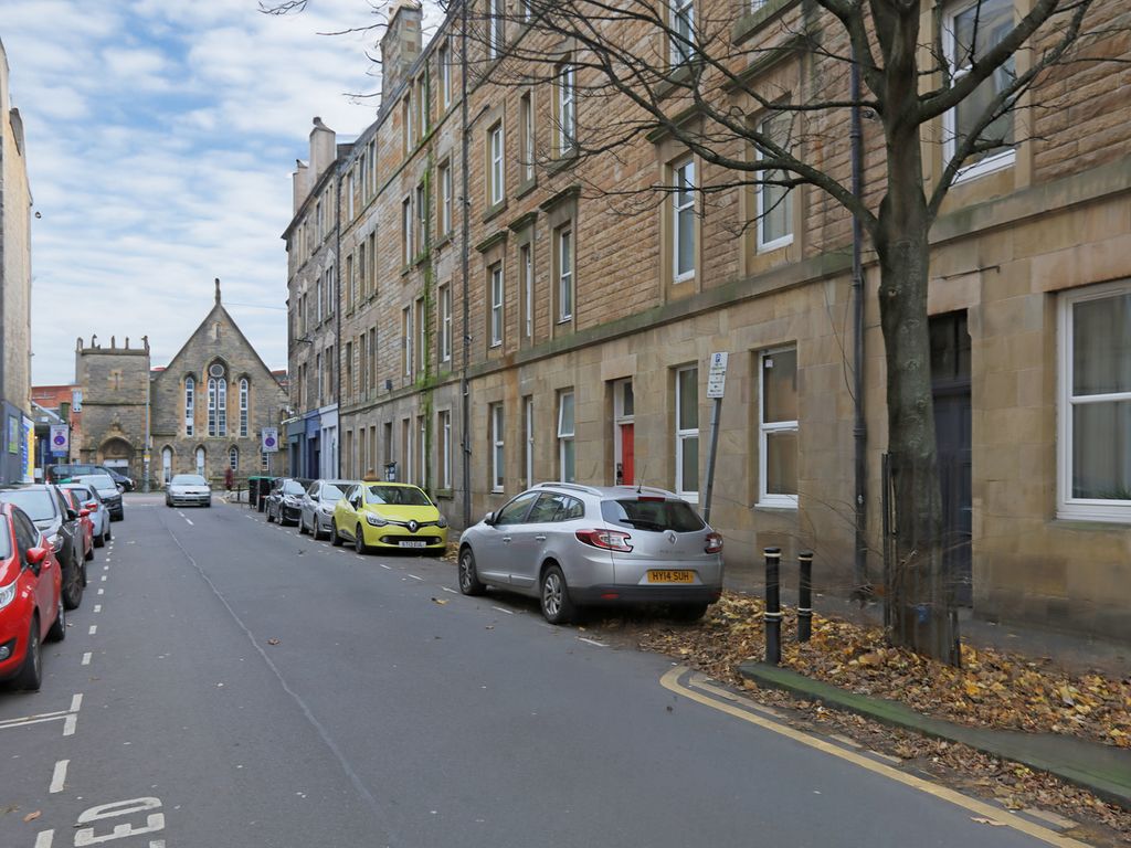 1 bed flat for sale in Brunswick Road, Edinburgh EH7, £175,000 Zoopla