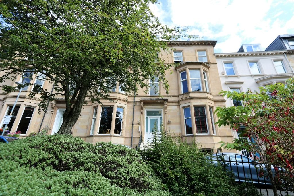 2 bed flat to rent in Botanic Crescent, Glasgow G20 Zoopla