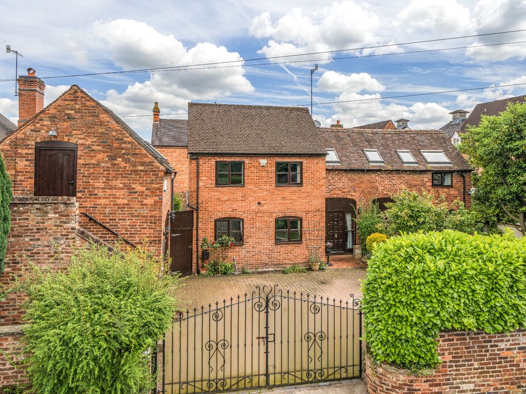 3 bed detached house for sale in Westbourne Street, Bewdley DY12, £