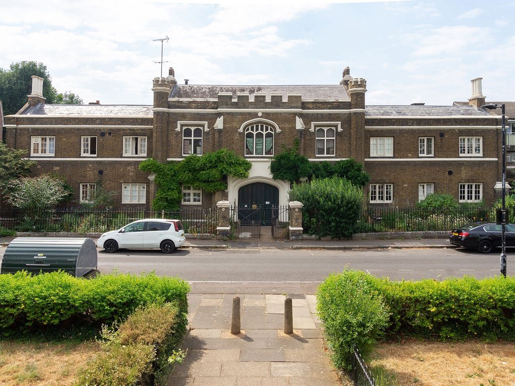 Sedgemoor Place, Camberwell, London SE5  