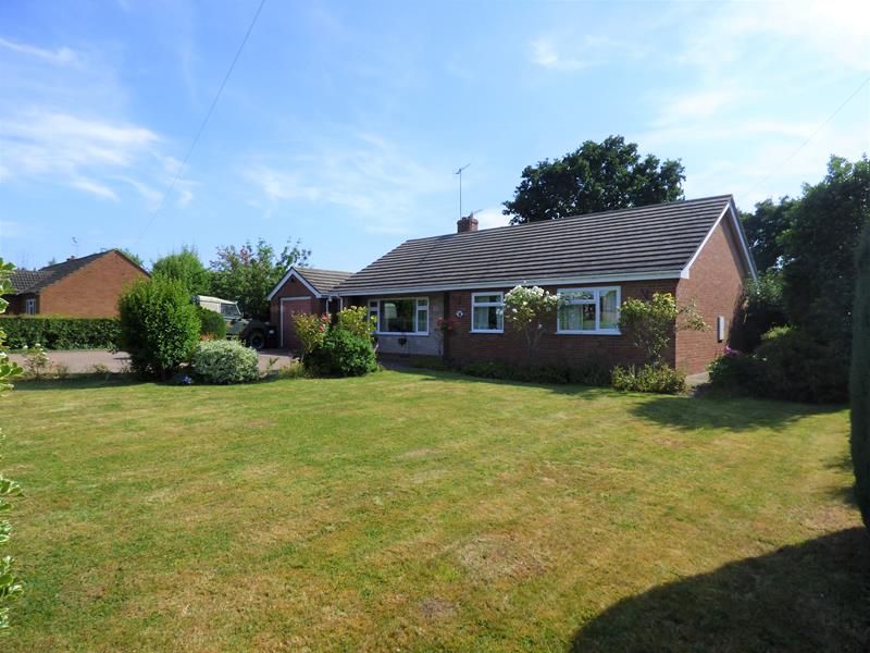 3 bed bungalow for sale in Hazeldene, Marlbank Road, Welland, Malvern