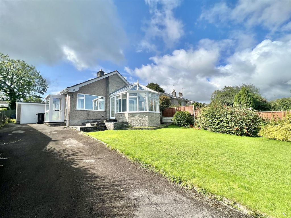 3 bed detached bungalow for sale in Castle Crescent, St. Briavels