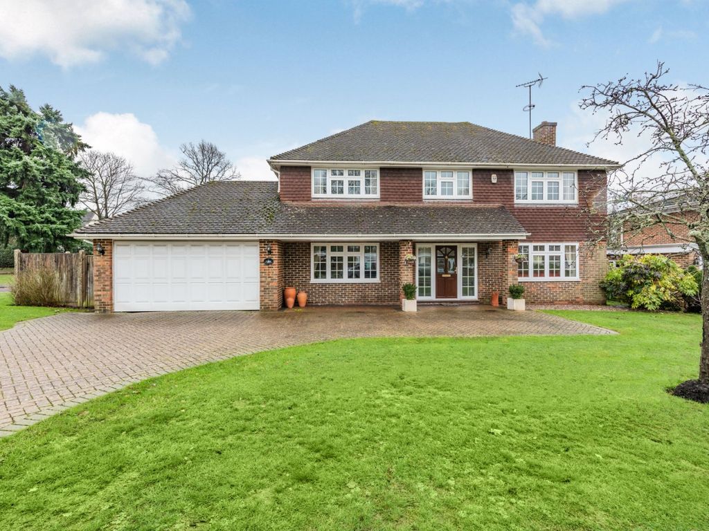 5 bed detached house for sale in Moor Place, Windlesham GU20 Zoopla