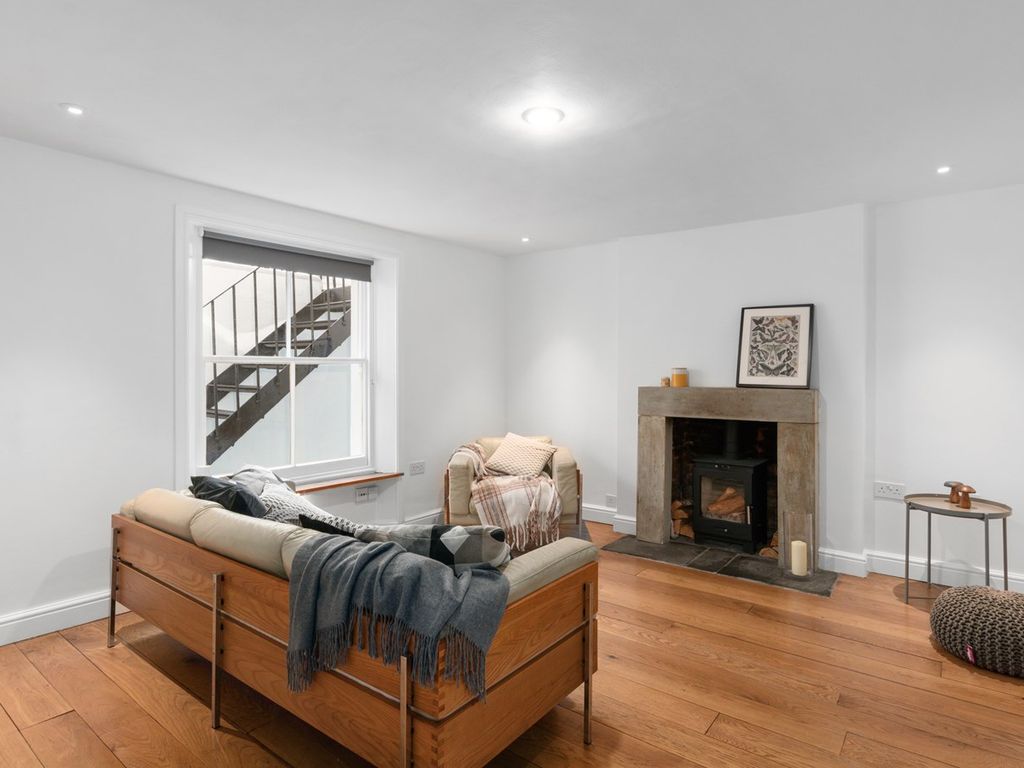 Southerton Road Brackenbury Village Hammersmith W6  