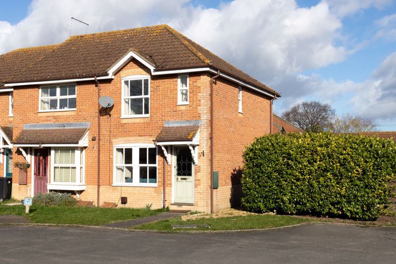 2 bed semidetached house to rent in Dulas Close, Didcot OX11, £1,300