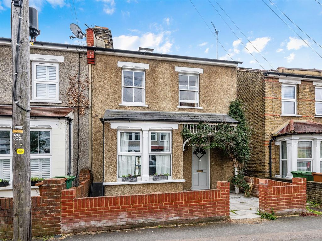 3 bed property for sale in Stayton Road, Sutton SM1, £500,000 Zoopla