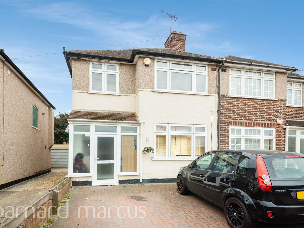 Bridge Road, Isleworth TW7  