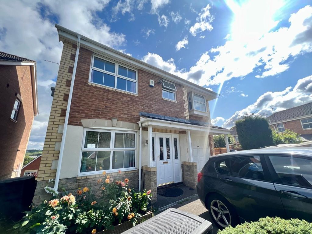 4 bed detached house to rent in Scholes Rise, Ecclesfield, Sheffield