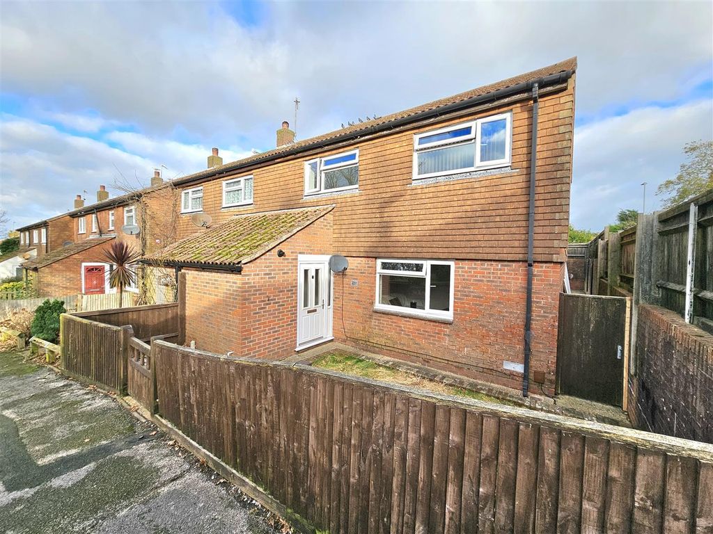 3 bed end terrace house for sale in Sorrel Drive, Eastbourne BN23, £