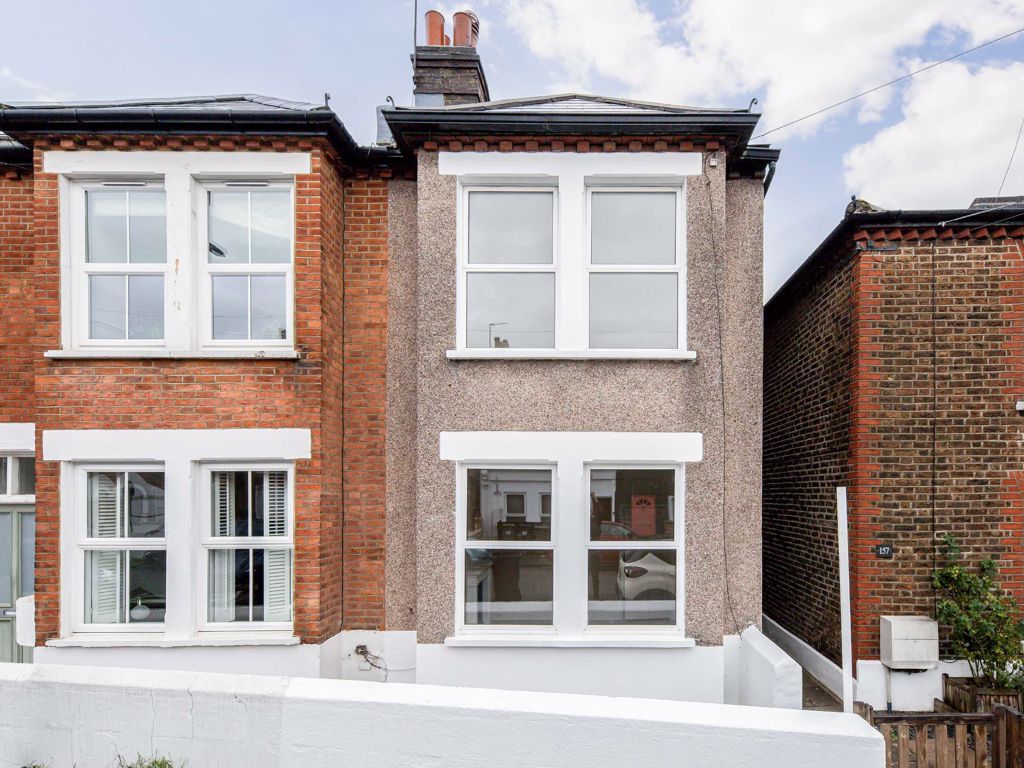 2 bed property for sale in Wellfield Road, London SW16 Zoopla