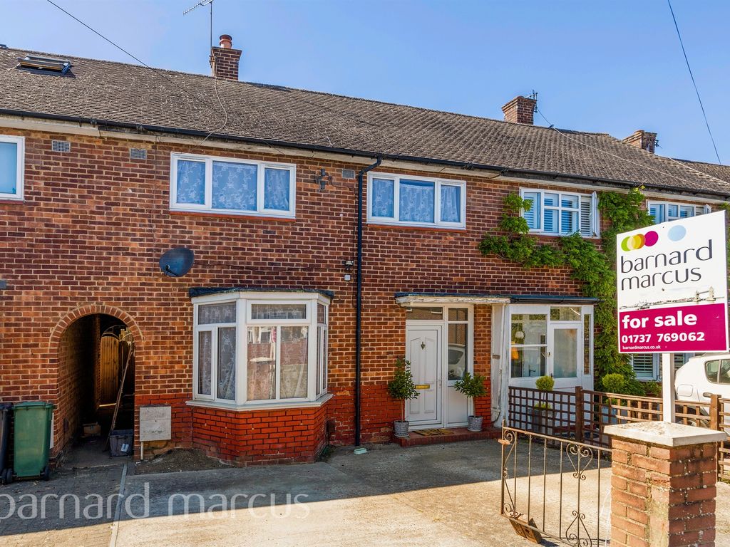 3 bed semidetached house for sale in Brook Road, Merstham, Redhill RH1