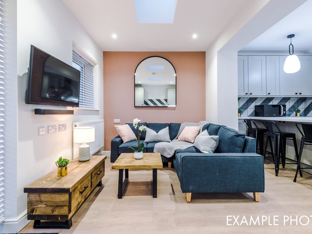 5 bed property to rent in Saturn Grove, Salford M6, £750 pppm Zoopla