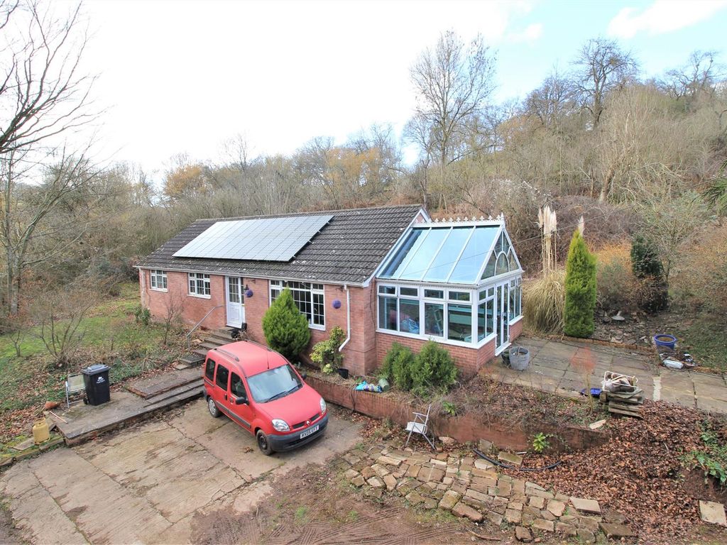 3 bed detached bungalow for sale in Monmouth Road, Longhope GL17 Zoopla