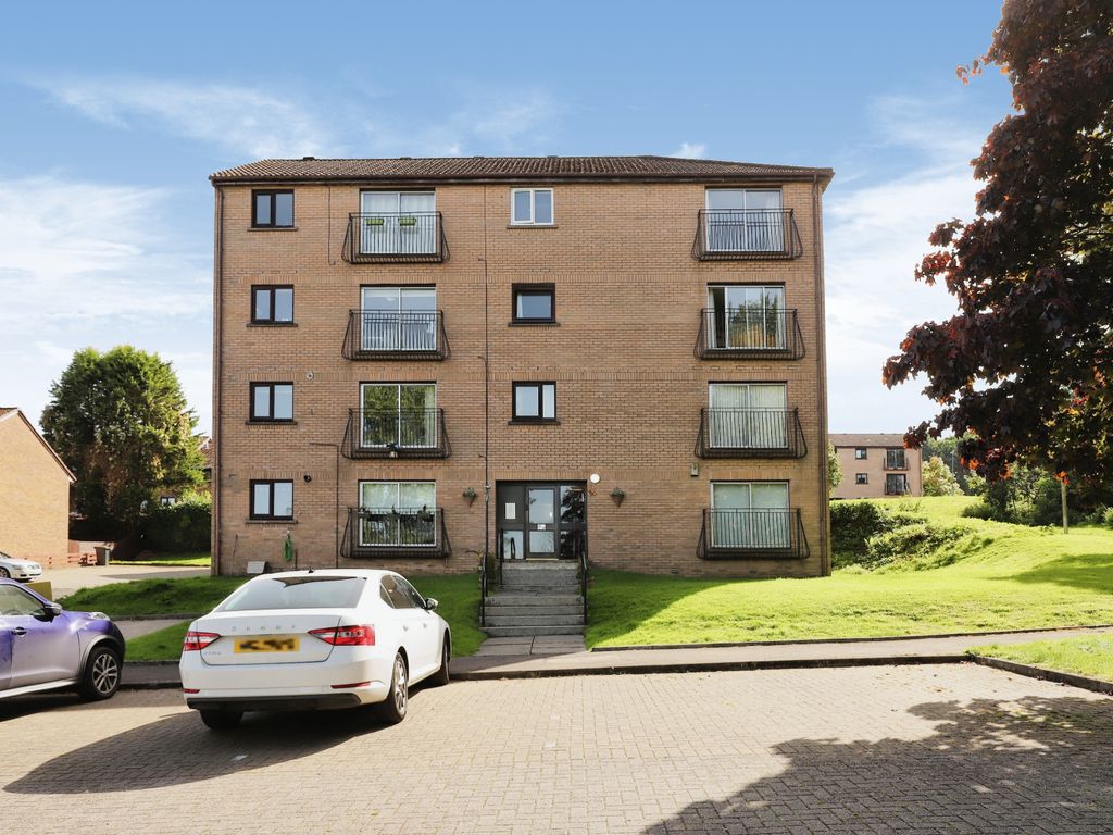 2 bed flat for sale in Caithness Road, Glasgow G74, £100,000 Zoopla