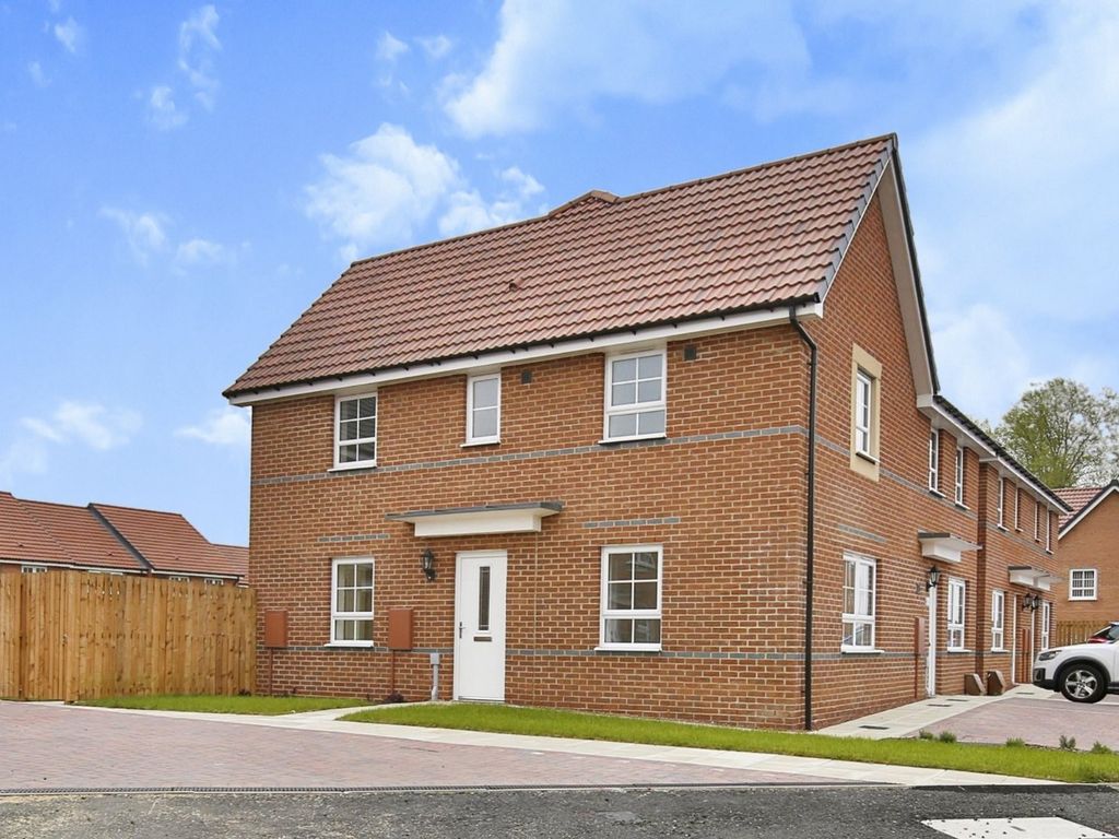 3 bed semidetached house to rent in Bell Road, Spennymoor, Durham DL16