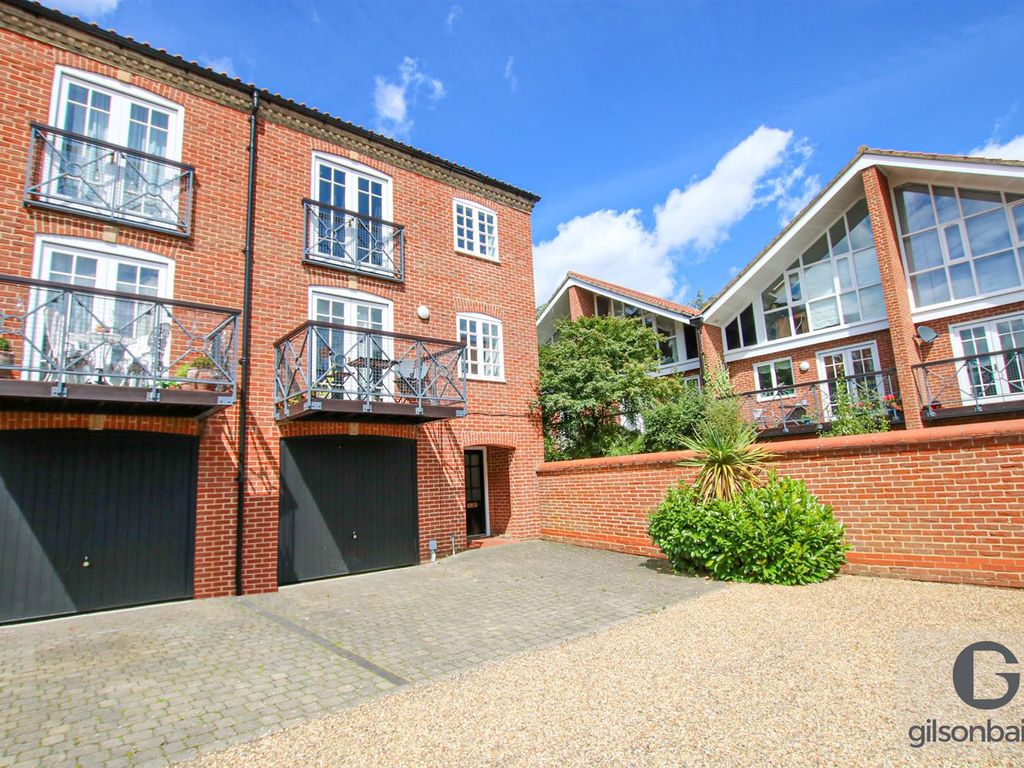3 bed town house for sale in Bracondale Millgate, Norwich NR1, £475,000