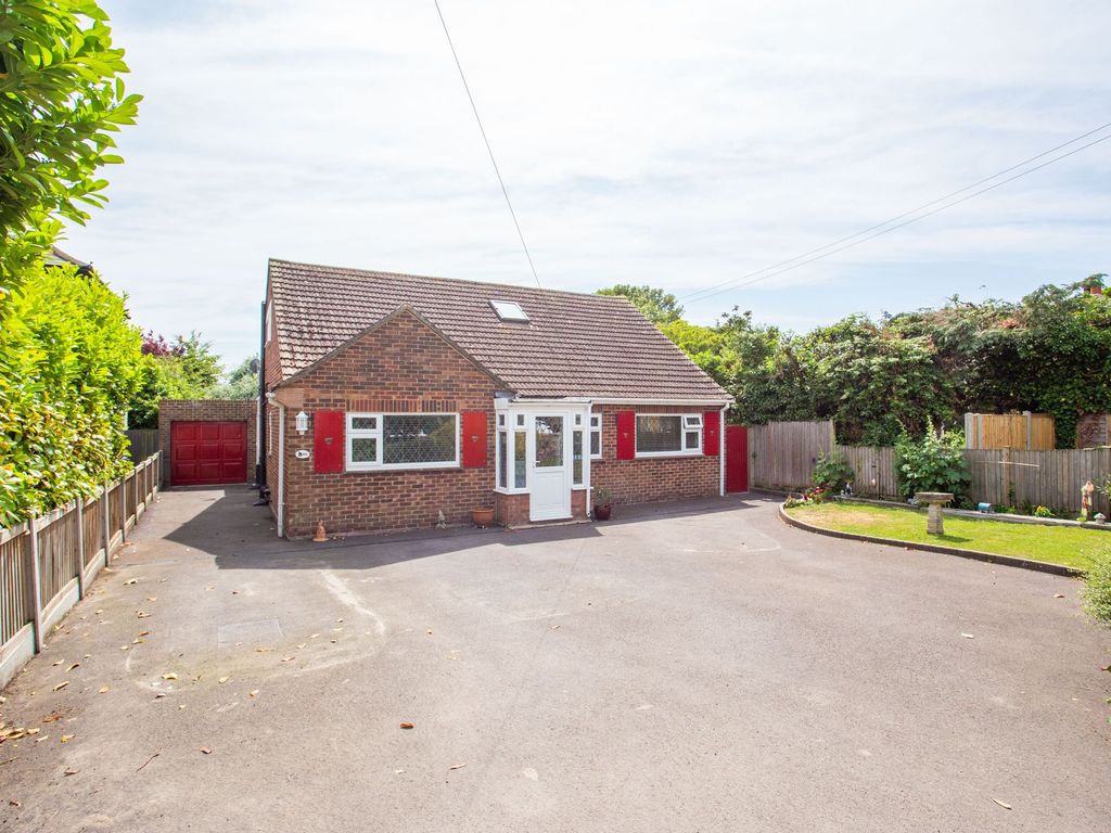 4 bed detached house for sale in Monkton Street, Monkton CT12 Zoopla