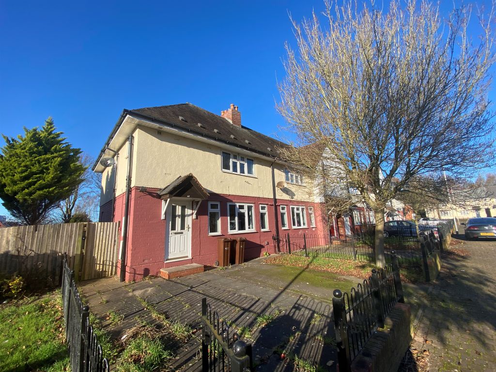 3 bed end terrace house for sale in Kipling Road, Bushbury