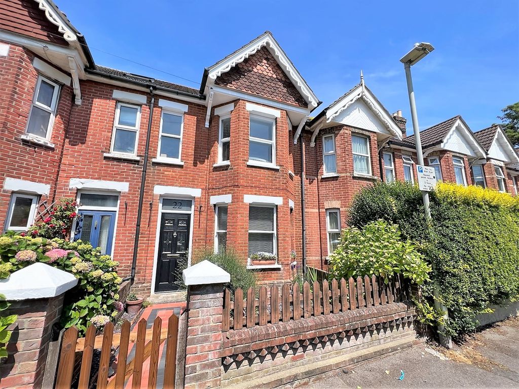 3 bed terraced house for sale in Kingston Road, Poole BH15 Zoopla
