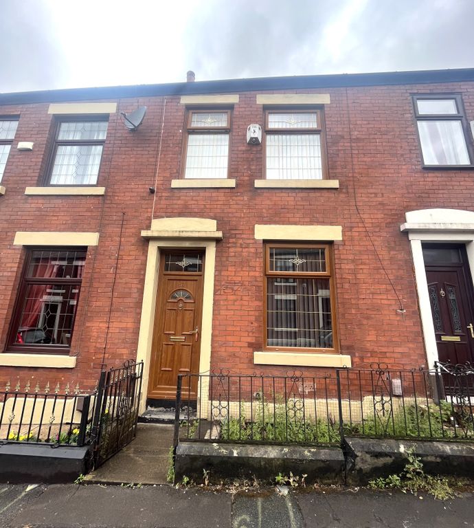 3 bed flat for sale in Newchurch Street, Castleton, Rochdale OL11 Zoopla