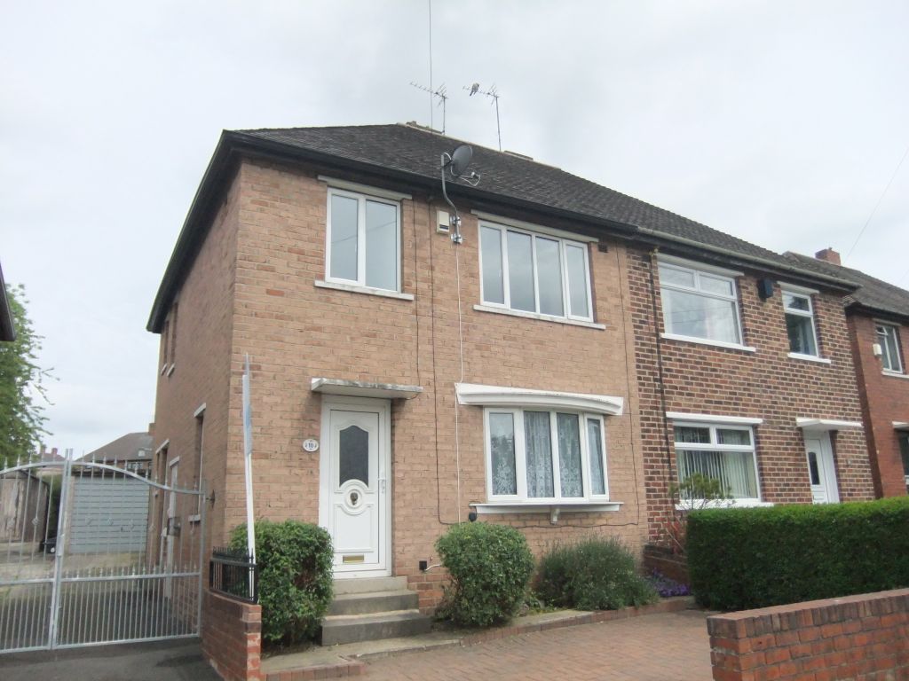 3 bed semidetached house to rent in Richmond Park Avenue, Sheffield