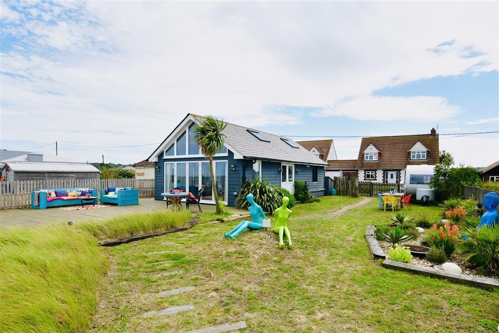 2 bed detached bungalow for sale in Faversham Road, Seasalter